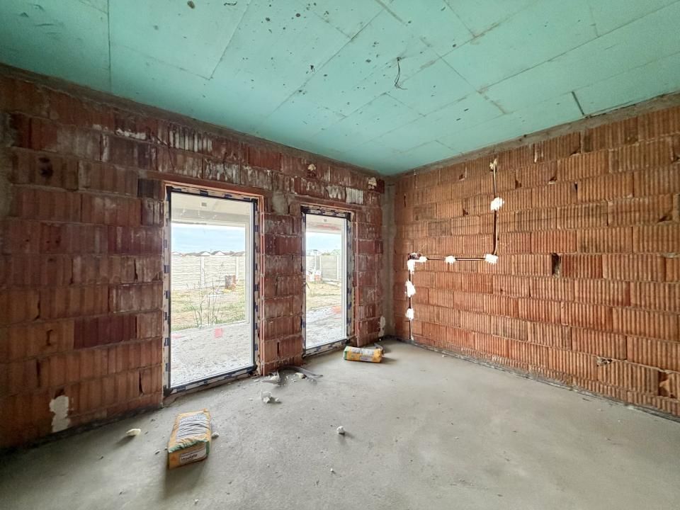 Casa individuala, 4 camere, 100mp utili, 533mp teren in Sanmihaiul Roman – fotografia 17 din 19