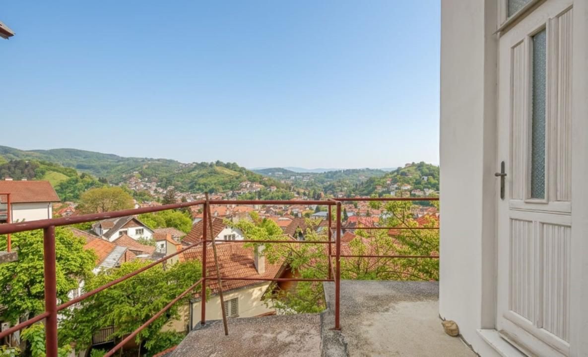 De vânzare casă în cartierul Șchei pe Strada Cotun, nr. 9 – fotografia 3 din 31