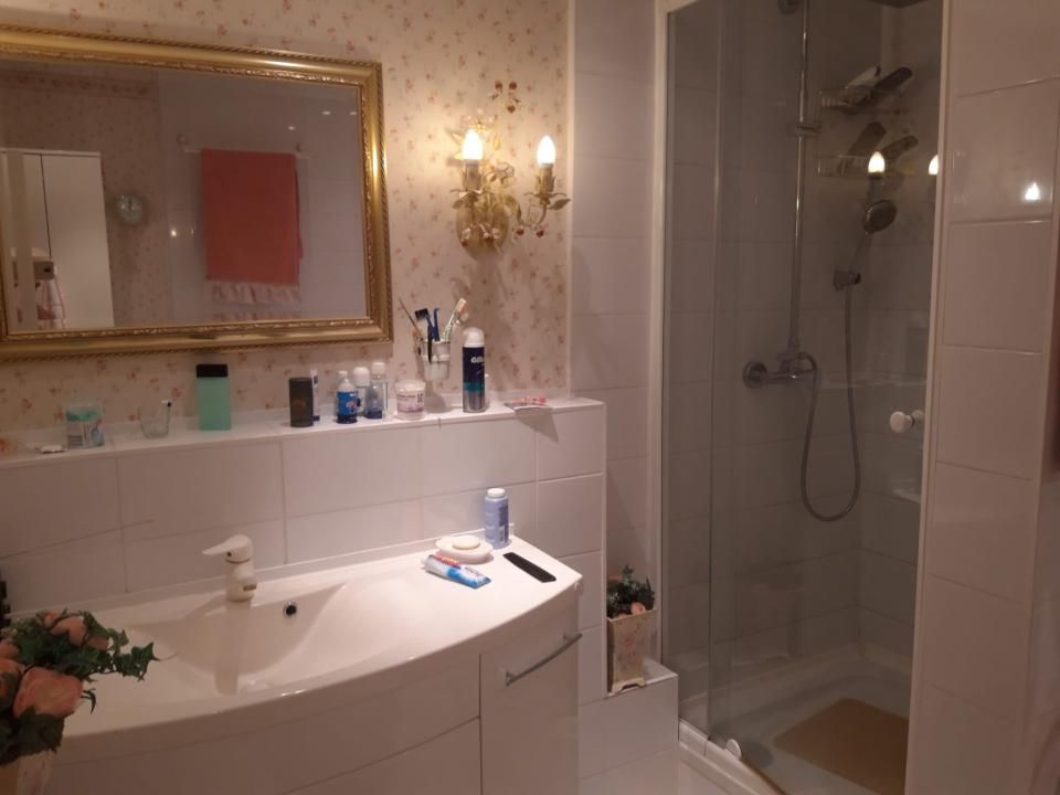 Apartament 4 camere în casă tip elvetian, cu teren propriu, garaj și grădină – fotografia 27 din 31