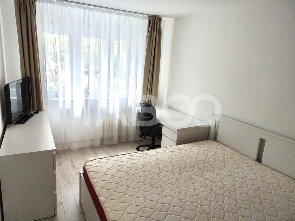Apartament cu 3 camere de vanzare in Manastur zona Piata Flora cu boxa – fotografia 1 din 8