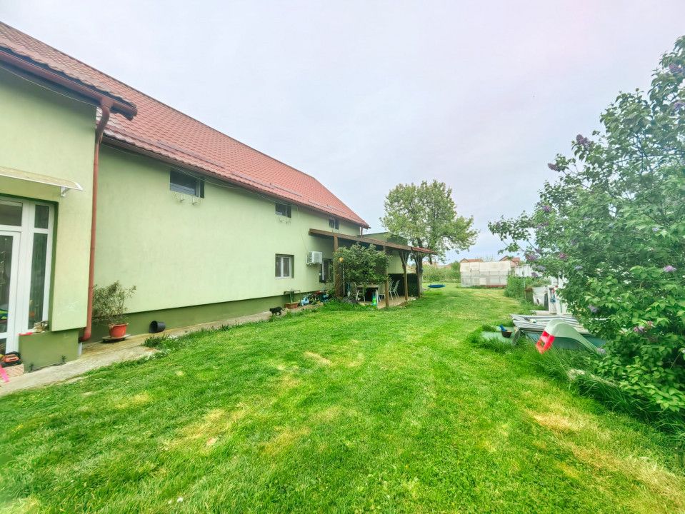 Casa Inedita , 300 mp utili, P+M,  5 bai, 6 dormitoare , 1975 mp teren,  Sacalaz – fotografia 16 din 91