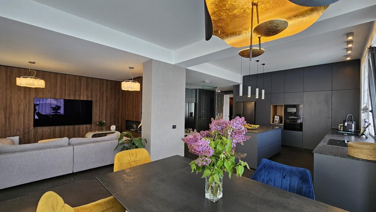 Vilă modernă 4 camere | 190MP | Teren 330MP | Piscină privată & vedere către lac – fotografia 31 din 42
