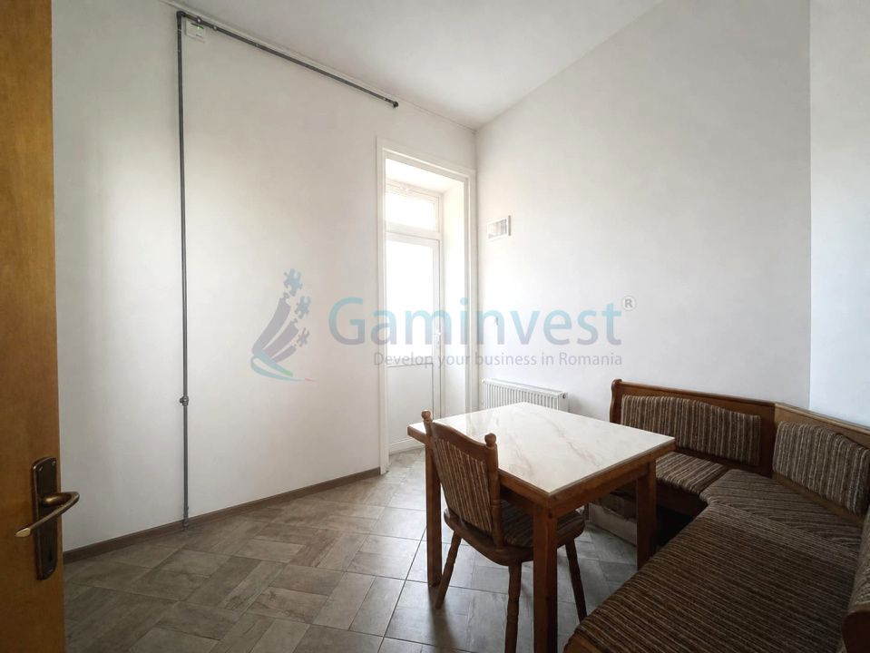 Spatiu comercial de inchiriat in Oradea cu echipament pentru coafura canina – fotografia 7 din 7