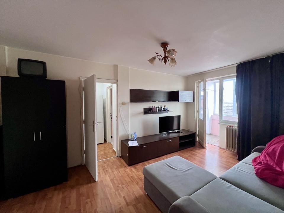 Apartament 2 camere, 58 mp utili, etaj 4/8 - zona Garii – fotografia 1 din 9