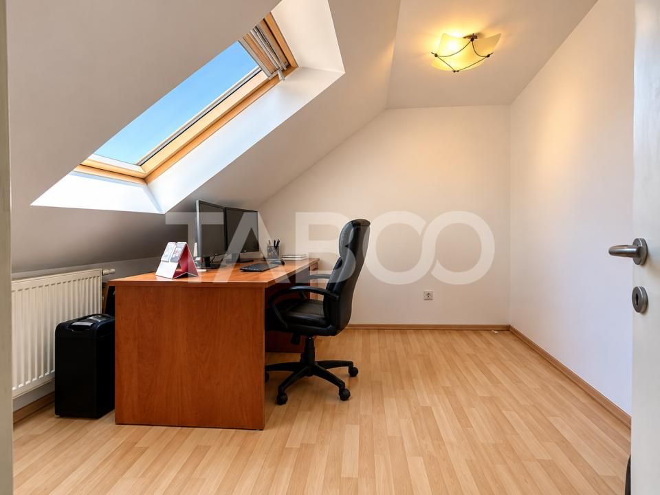 Apartament de vanzare cu 3 camere si balcon zona Mihai Viteazul – fotografia 4 din 5