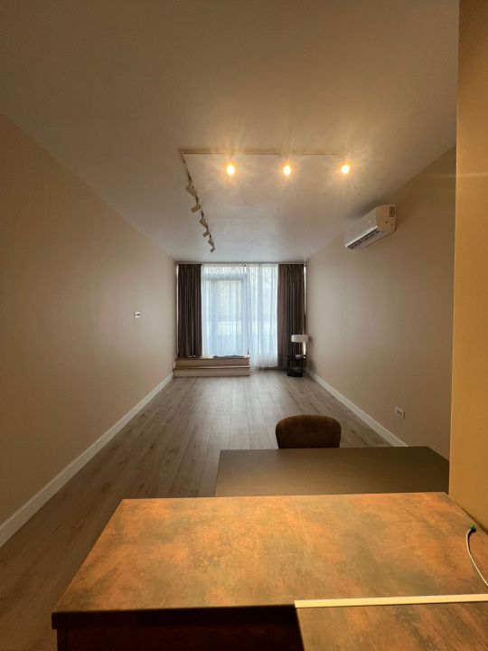 Apartament tip penthouse 2 camere, ultracentral,terasa 25mp-Ramnicu Valcea – fotografia 3 din 9