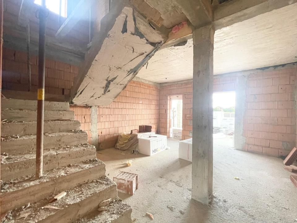 Duplex separat prin camera tehnica, toate utilitatile in Mosnita Noua- Urseni – fotografia 4 din 6