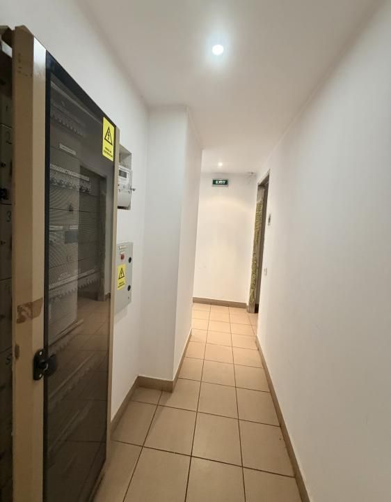 Spatiu comercial In Stefan cel Mare, Stradal, Vitrina 26 ml - Centrala Proprie – fotografia 13 din 21