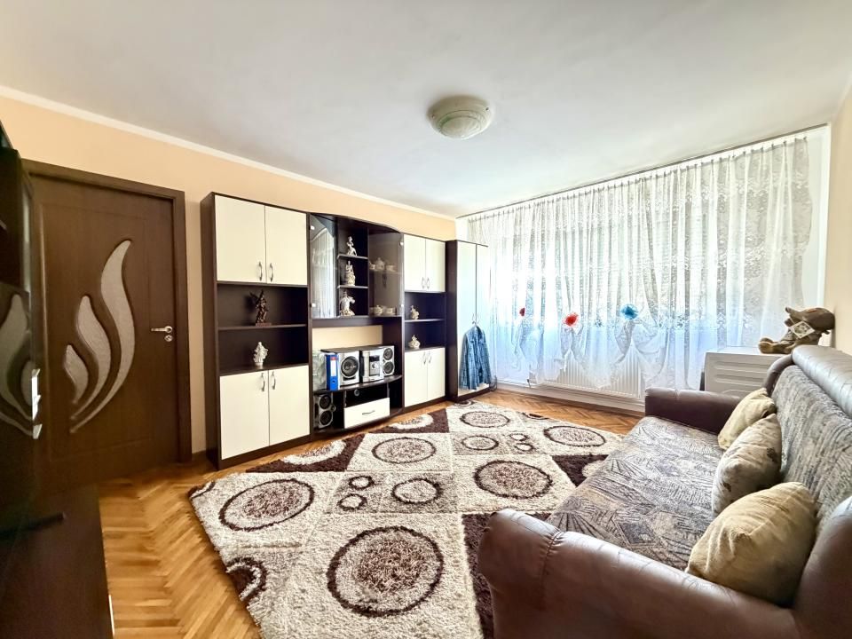 Apartament spatios, 4 camere, mobilat/utilat cu boxa in CF - zona Dacia – fotografia 5 din 11