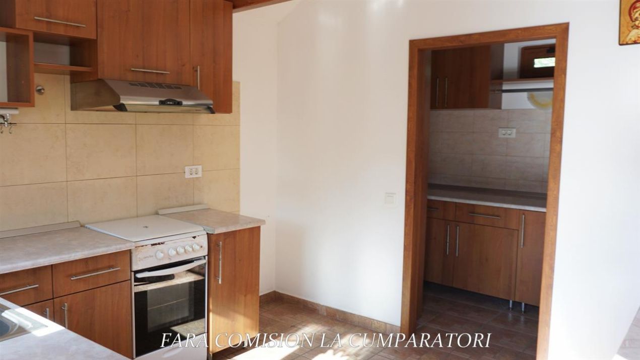 ELEGANTA SI LINISTE LA CATIVA PASI DE STATIUNILE VALCENE – fotografia 21 din 30
