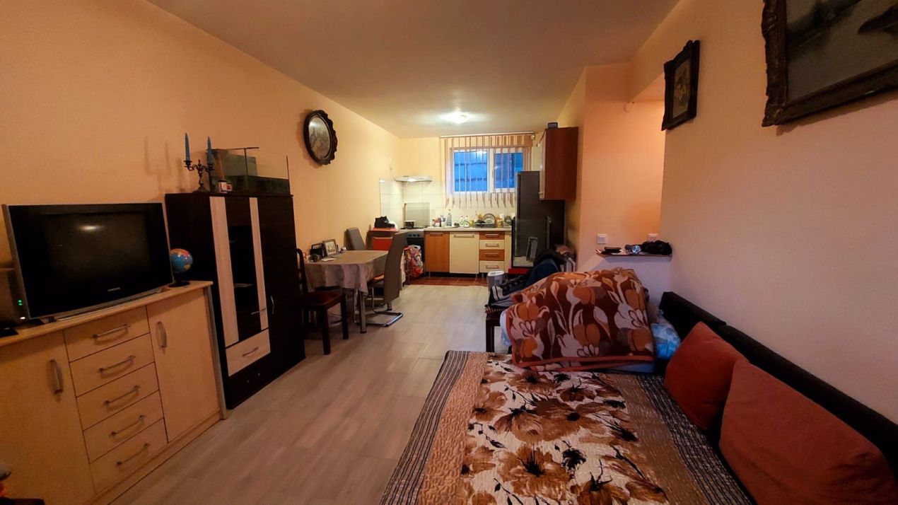 Okazie ! Vanzare Apartament 2 Camere Bloc Nou Decomandate CETATE Piata – fotografia 2 din 7