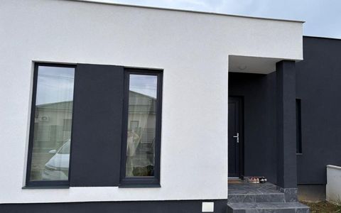 Duplex 3 camere, 73 mp utili, 12 mp terasa, 257 mp teren - Sag
