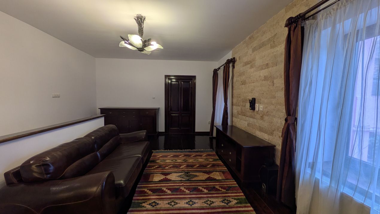 CENTRUL ISTORIC, APARTAMENT LA CASĂ, 88,98 MP, 3 CAMERE PE DOUĂ NIVELURI – fotografia 12 din 56