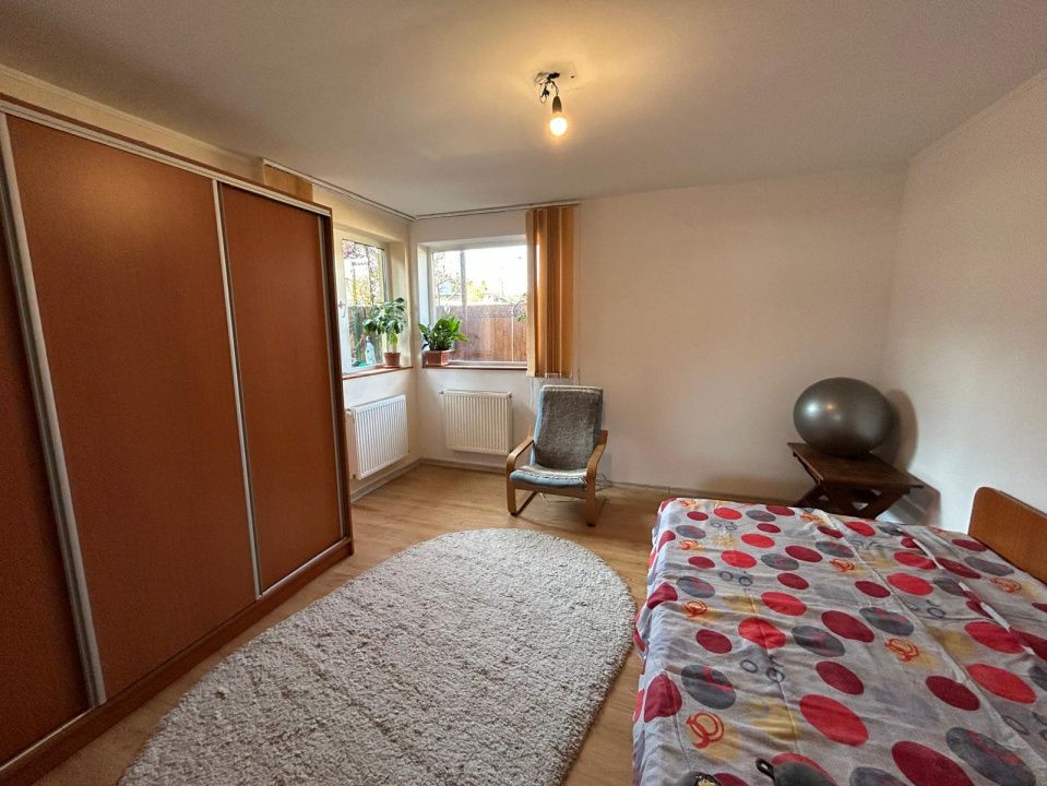 Casă cu 3 dormitoare și curte de 60 mp în Brâncoveanu, 183 mp teren – fotografia 3 din 15