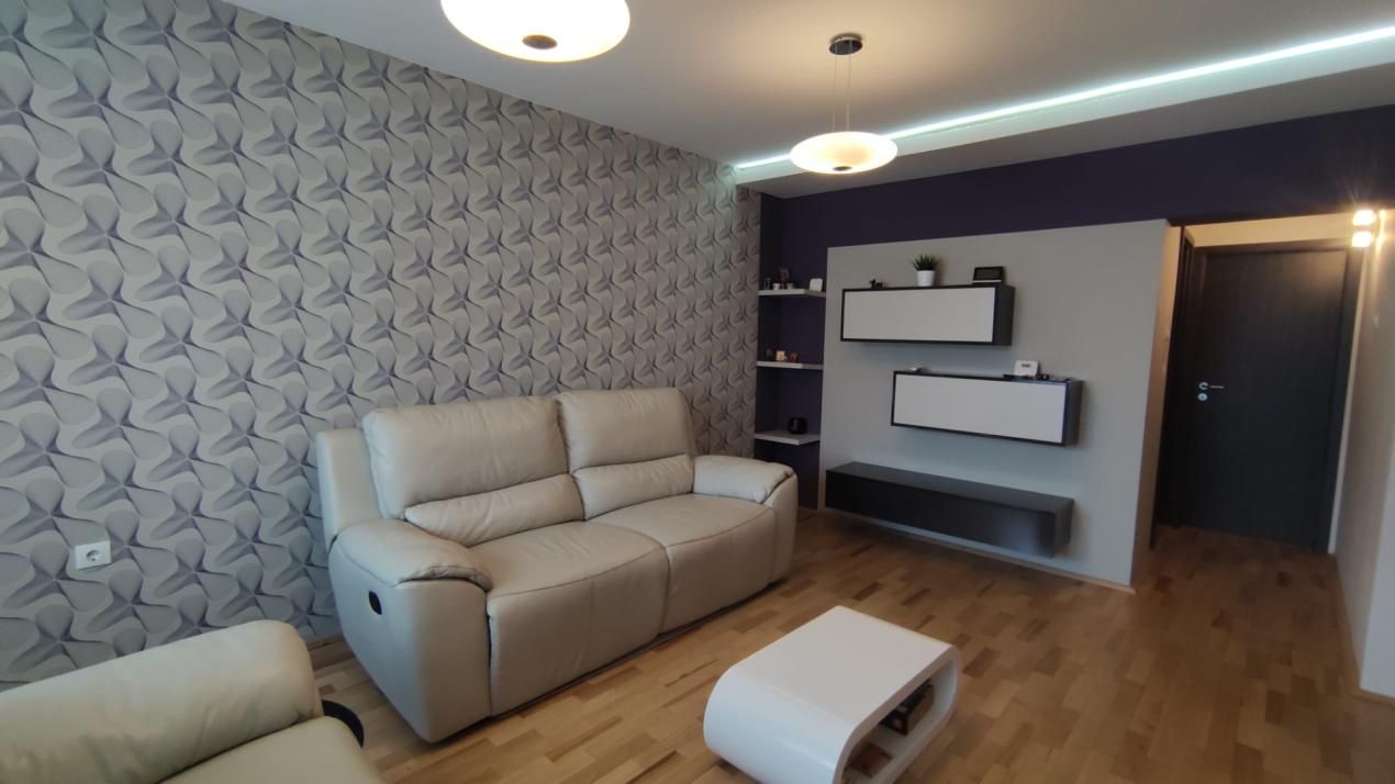 Apartament 3 camere, zona Penny Cireșica – etaj 3, semidecomandat – fotografia 2 din 16