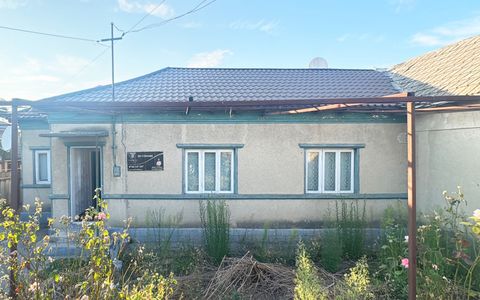Casa de vânzare in OVIDIU - teren 450 mp - gaze in casa - de renovat