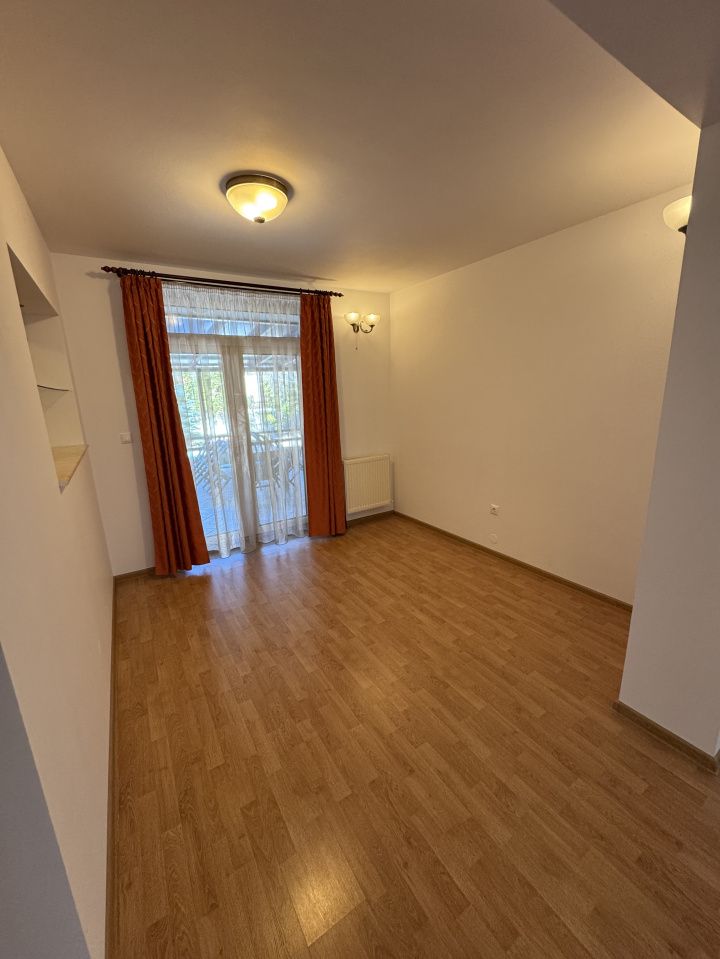 🏡 Casa D+P+E, 1000mp teren de vânzare | Zona Calea Moldovei – fotografia 10 din 26