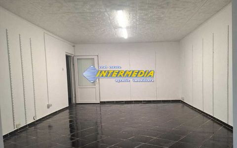 Spatiu comercial/birouri 30 mp. cu Vitrina Bulevard Alba Iulia zona Stadion