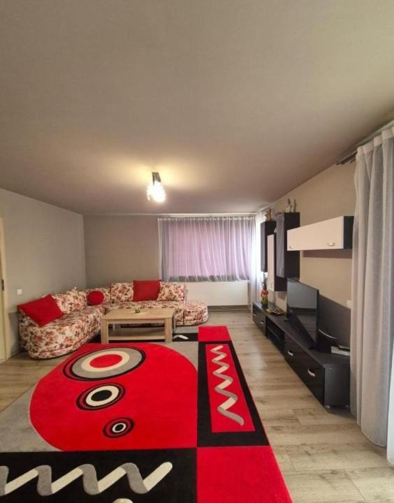 Casa tip duplex, zona Terra, Floresti – fotografia 1 din 8