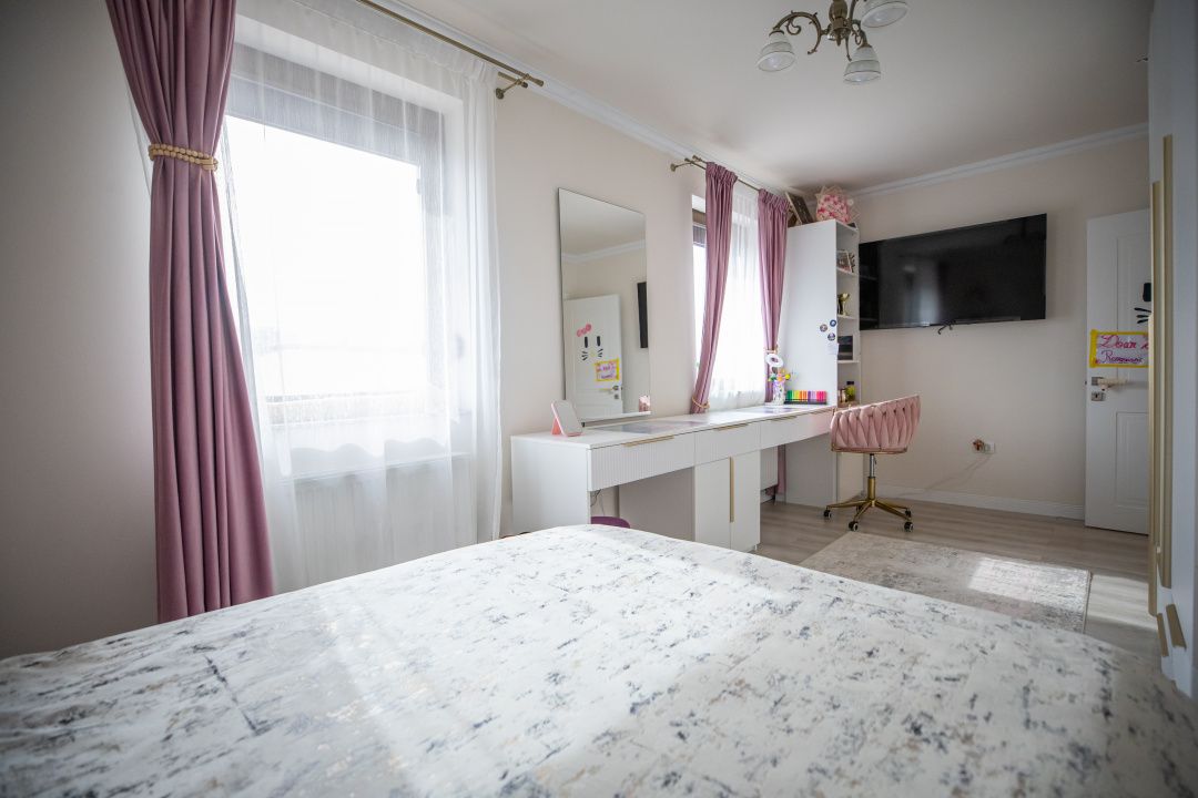 CASA P+1+M, situata in zona KAMSAS – fotografia 10 din 93