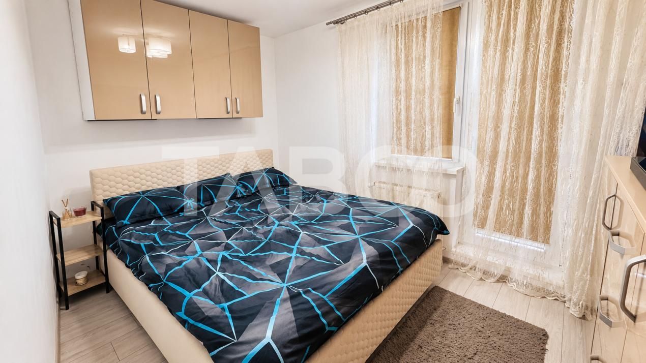 Apartament 3 camere de vanzare MOBILAT UTILAT 2 bai 1 parcare Selimbar – fotografia 2 din 12
