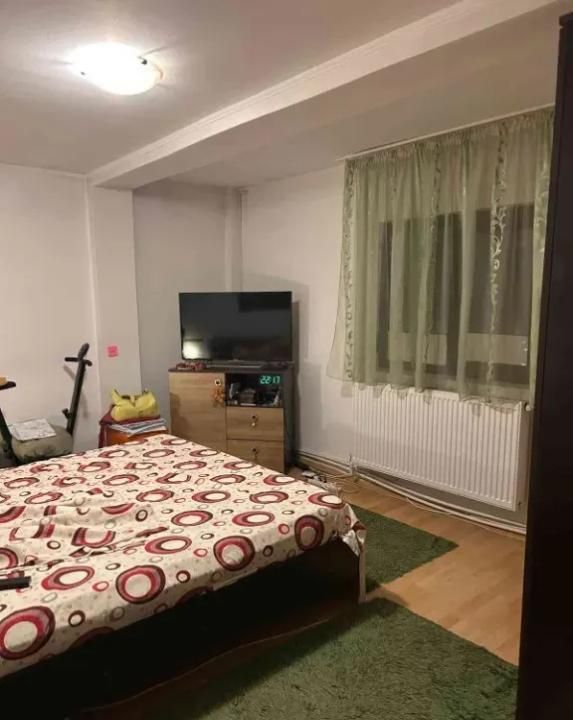 Casa de vanzare  5 camere  | IF- Pantelimon | Centrala | Curte 200mp – fotografia 3 din 11