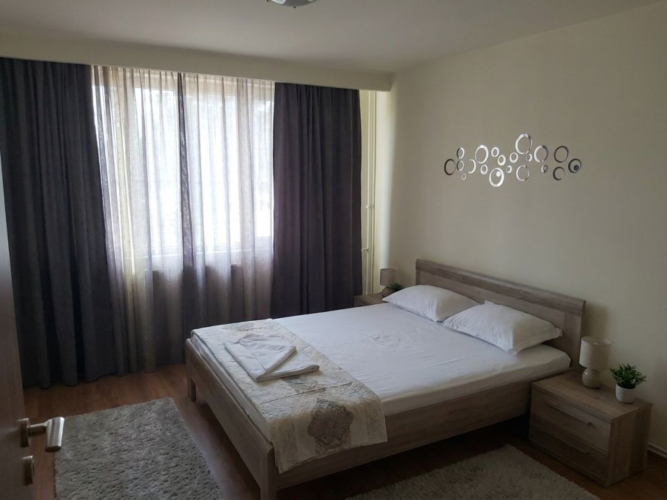 Apartament 3 camere renovate, decomandat | Ultracentral – fotografia 2 din 6