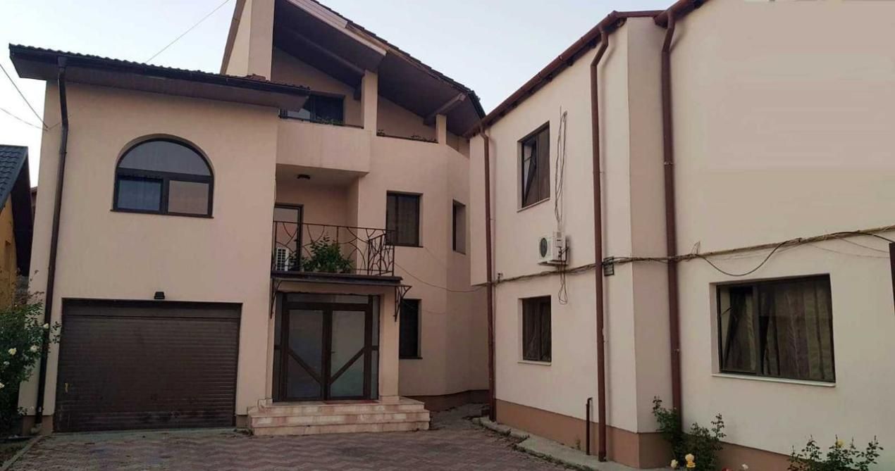 Vilă Exclusivistă cu Terasă și Curte Generoasă în Găvana, Pitești – fotografia 7 din 30