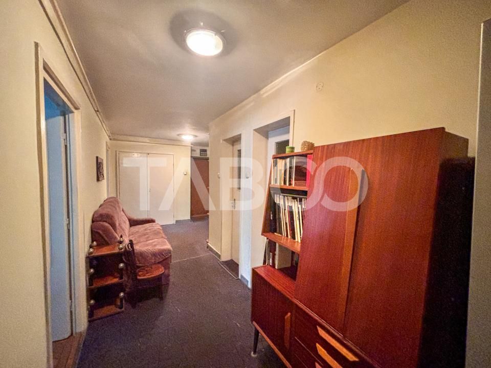 Apartament cu 3 camere decomandate cu balcon in Grigorescu – fotografia 5 din 6