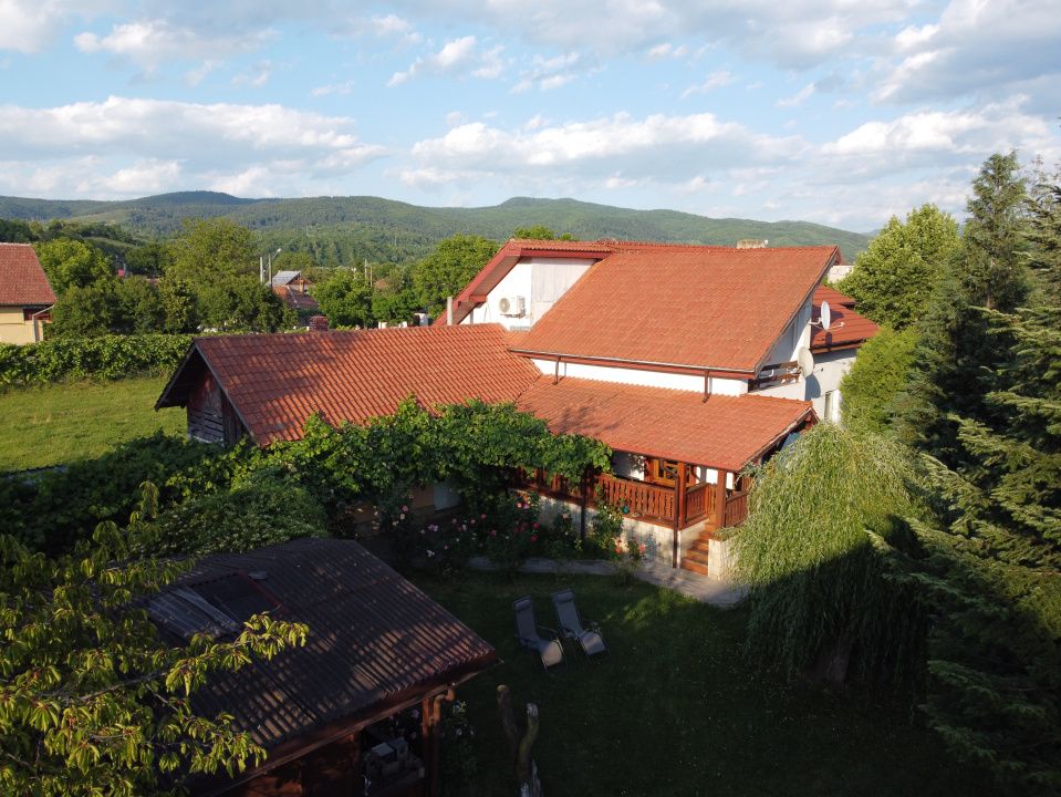 Casă De Vânzare | Comănești, Județul Bacău | COMISION 0% – fotografia 4 din 72