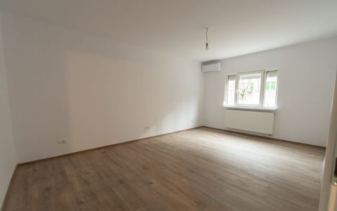 2 camere decomandat | renovat | centrala proprie | zona excelenta |