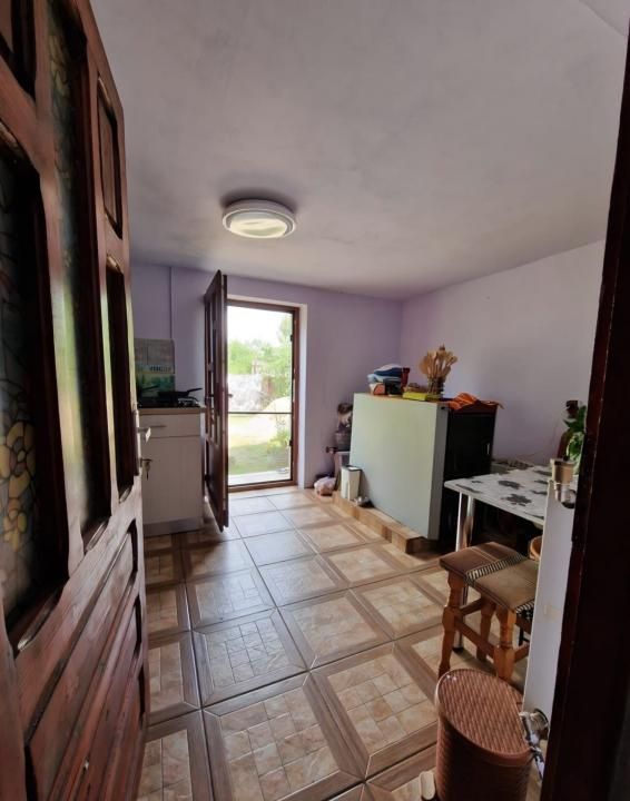 Casă Spațioasă 190 mp + Spațiu Comercial – Mircea Vodă, Dâmbovița – fotografia 12 din 19