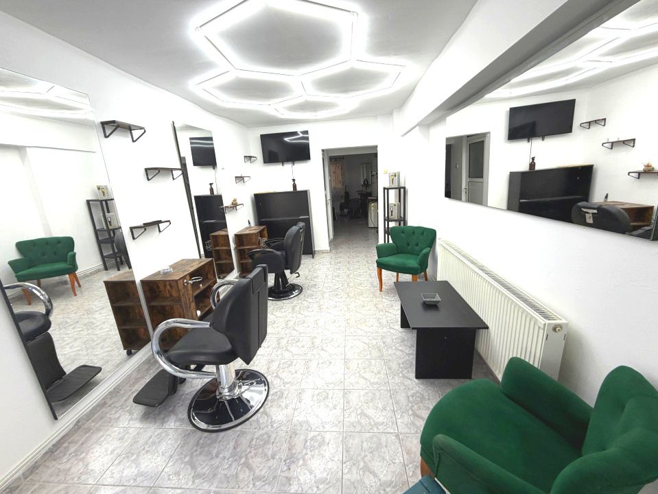 INCHIRIERE Spatiu Comercial CETATE Bulevard 34 mp. Centrala Termopane Contoare – fotografia 1 din 25