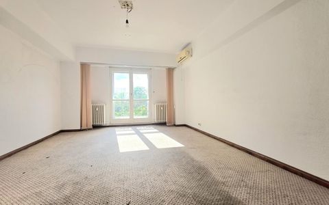 Unirii Metrou 1 - Fantani - 4 Camere, Decomandat, 98 mp