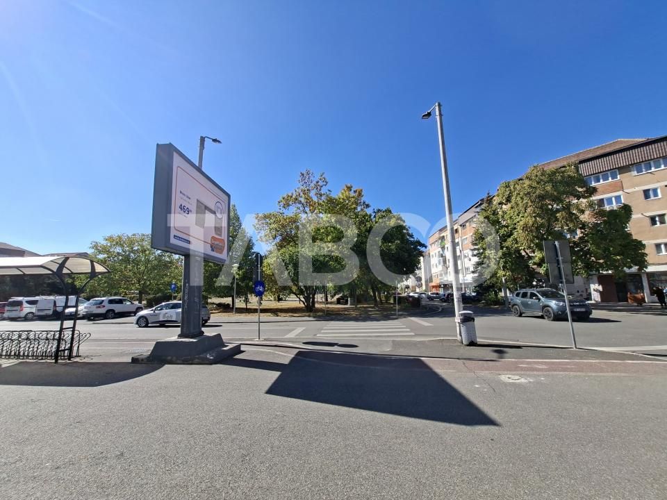 Apartament de inchiriat 2 camere zona Strand etaj 3 bucatarie separata – fotografia 18 din 18