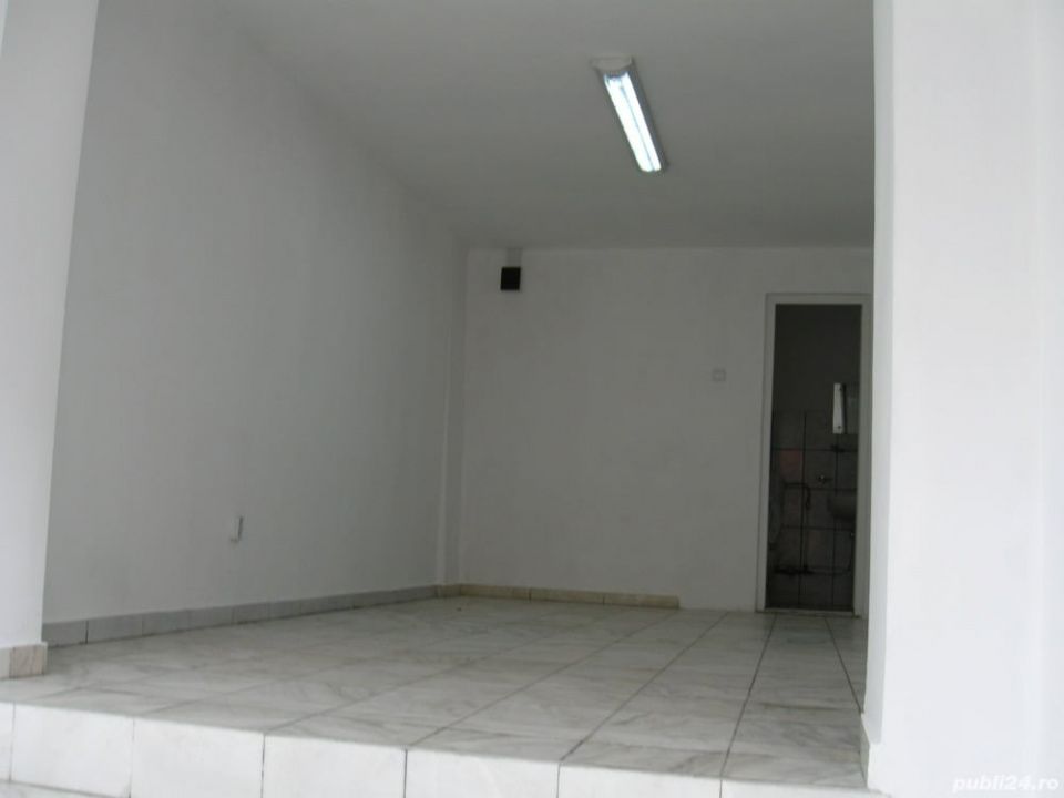 Spatiu comercial cu vad in zona Cetate Piata Alba Iulia – fotografia 4 din 6