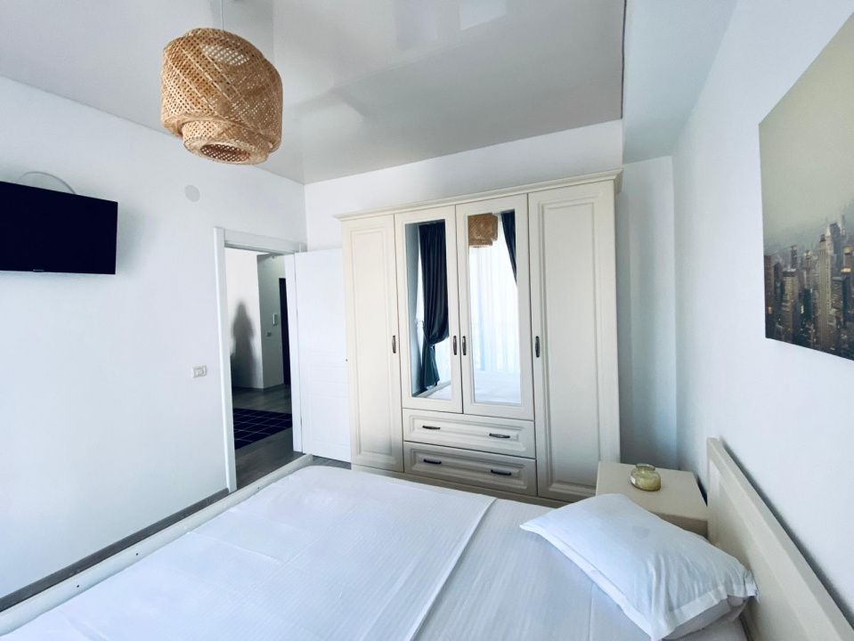 Locuința perfectă la mare 2 camere, design elegant balcon spațios – fotografia 12 din 21