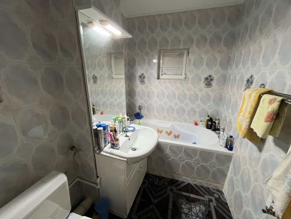 Fasleza nord, str Unirii, apartament cu 4 camere, decomandat, et 3/4! – fotografia 10 din 11