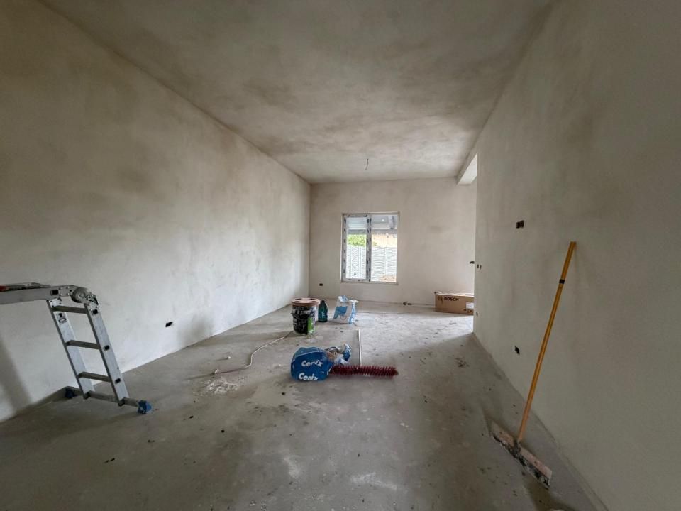 Duplex in Utvin | Parter | Toate utilitatile | Asfalt | Zona excelenta | – fotografia 3 din 9