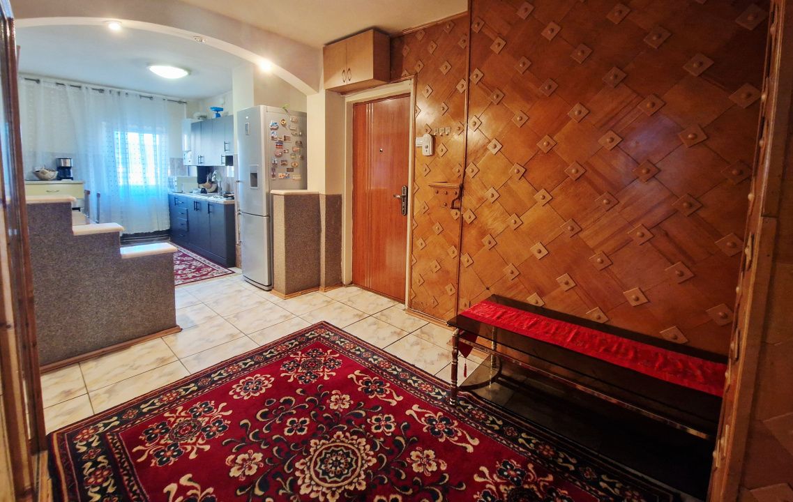 3 camere cu balcon, Calea Floresti – fotografia 13 din 17