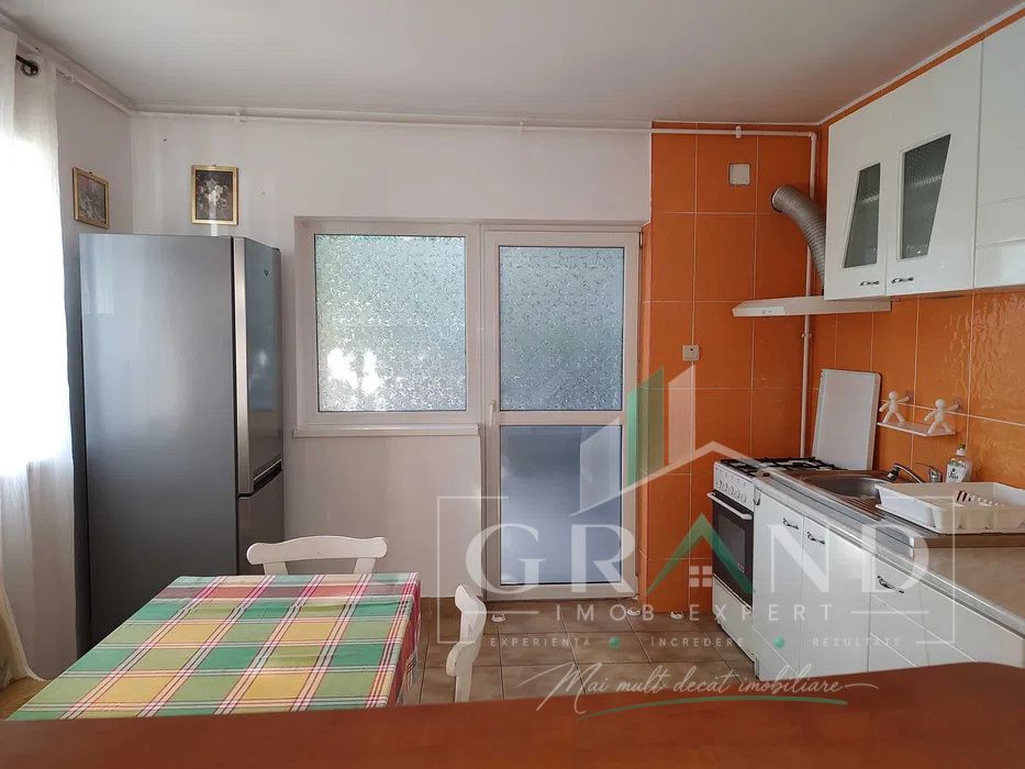 Casa individuală de închiriat | 3 camere | Curte | Terasă | Garaj | Gazon | Jucu – fotografia 2 din 11
