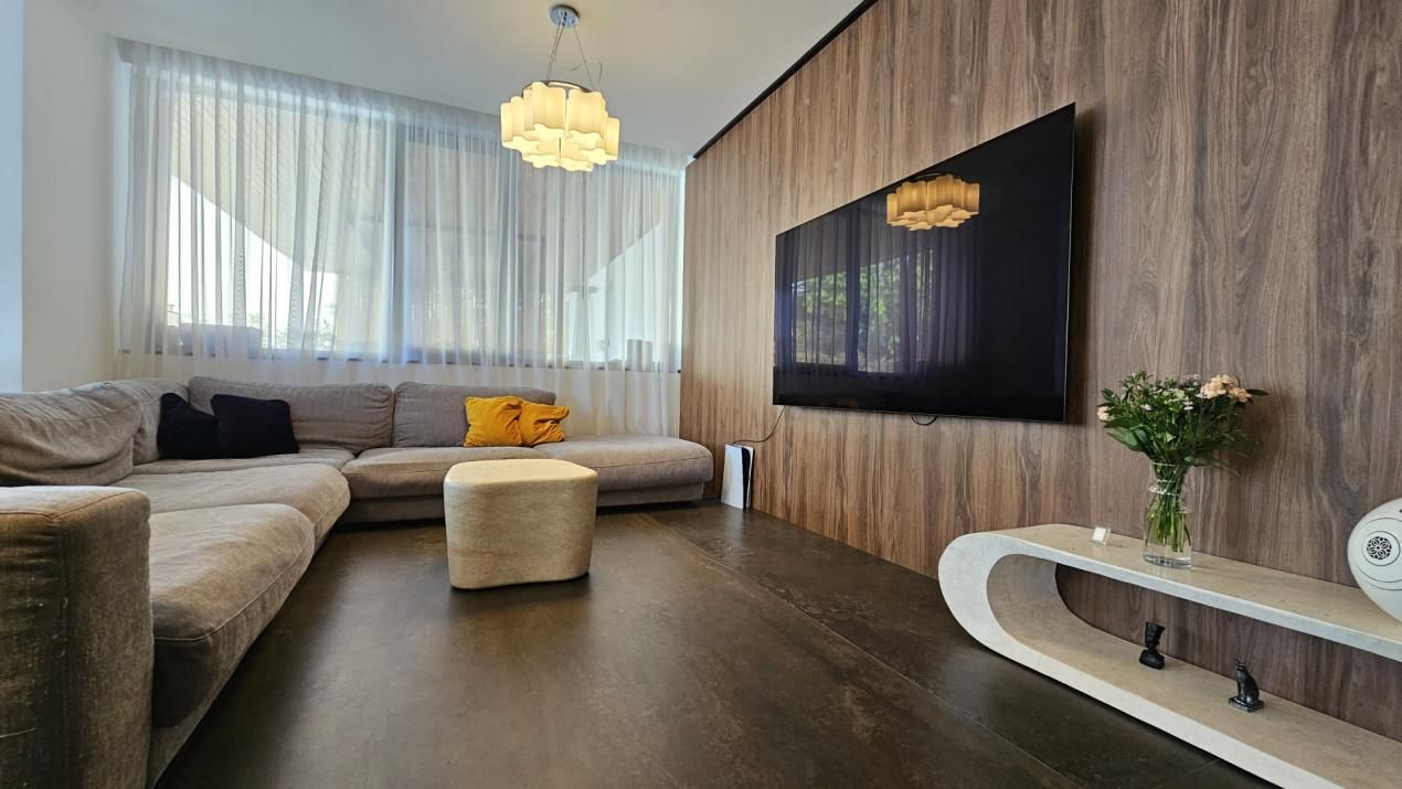 Vilă modernă cu piscină | 4 camere | 190 MP | Corbeanca | Vedere Lac – fotografia 10 din 40