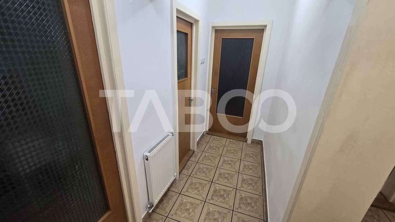 Apartament de inchiriat Central 3 camere balcon 2 bai mobilat utilat – fotografia 12 din 14