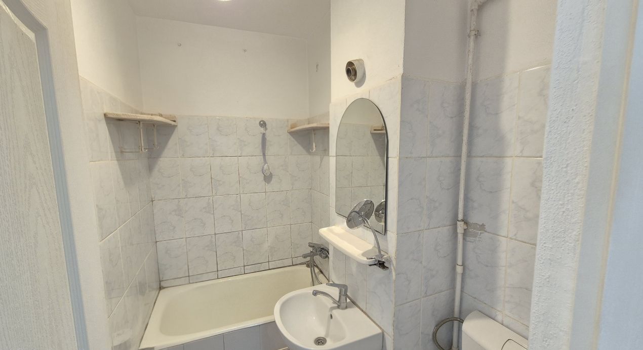 Vânzare apartament 3 camere, et. 3, str. Olari - zona Liceului Pedagogic – fotografia 8 din 10