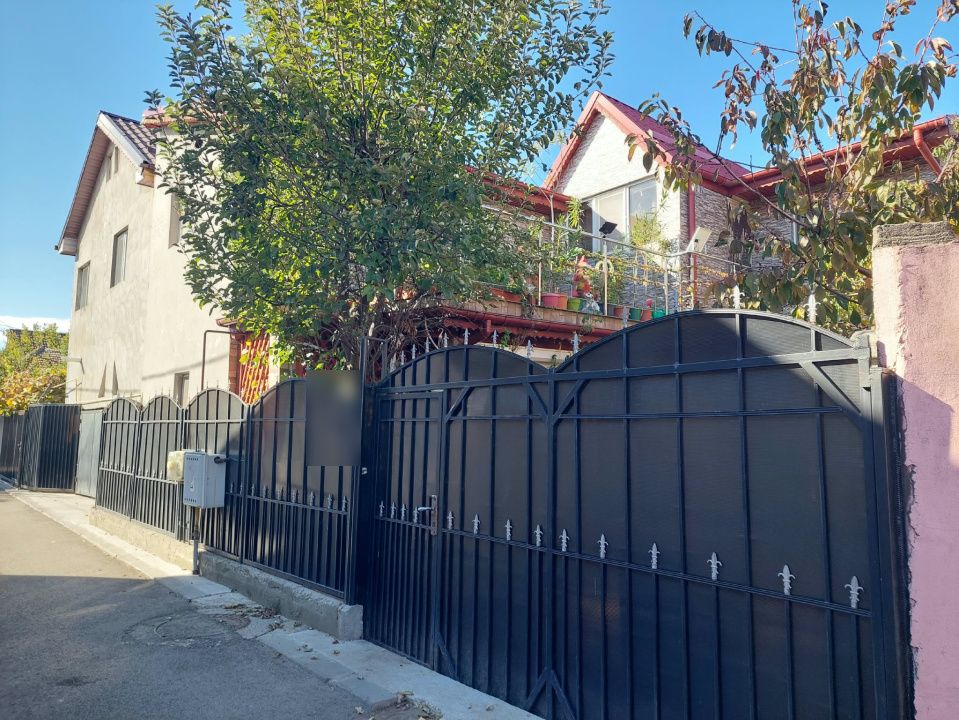 Oportunitate deosebită! Casă de vânzare | Zona Brestei | P+M | Toate utilitățile – fotografia 1 din 5