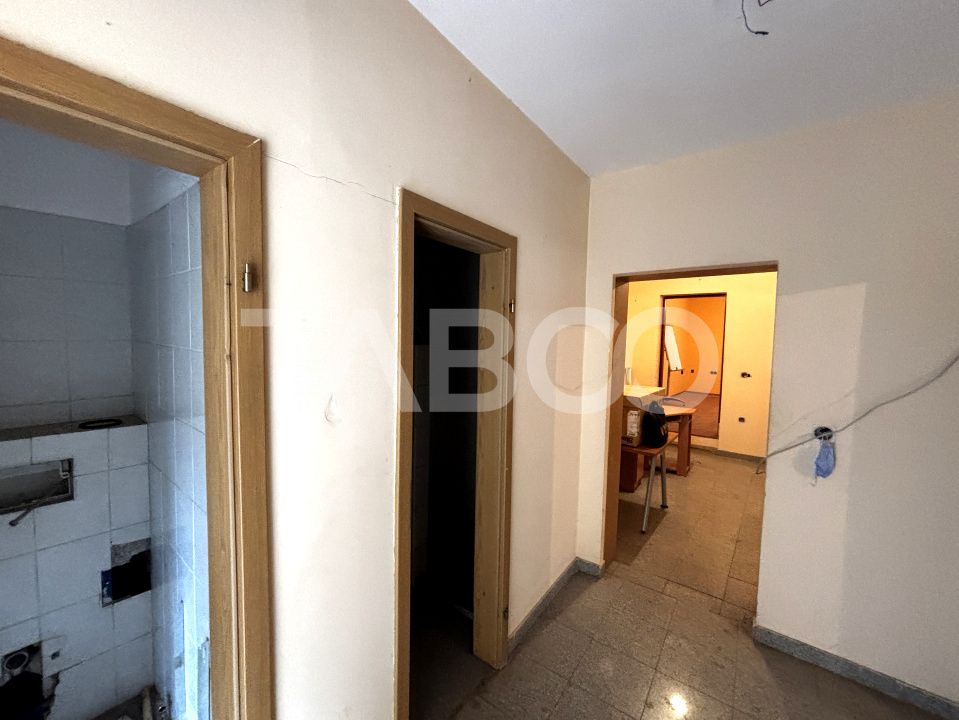 Apartament de vanzare cu 4 camere 110 mp Orasul de Jos Sibiu – fotografia 9 din 12