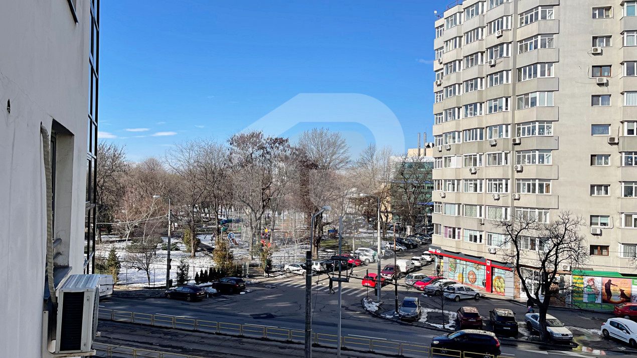 Spatiu birouri Mihalache -Turda in imobil mixt, 33 mp, centrala gaze proprie – fotografia 11 din 14