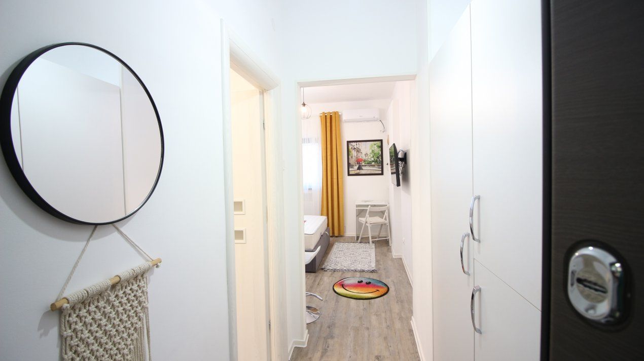 Piața Universității – 2 camere, 2 băi, mobilate modern, etaj 1/8, ideale Airbnb – fotografia 20 din 24
