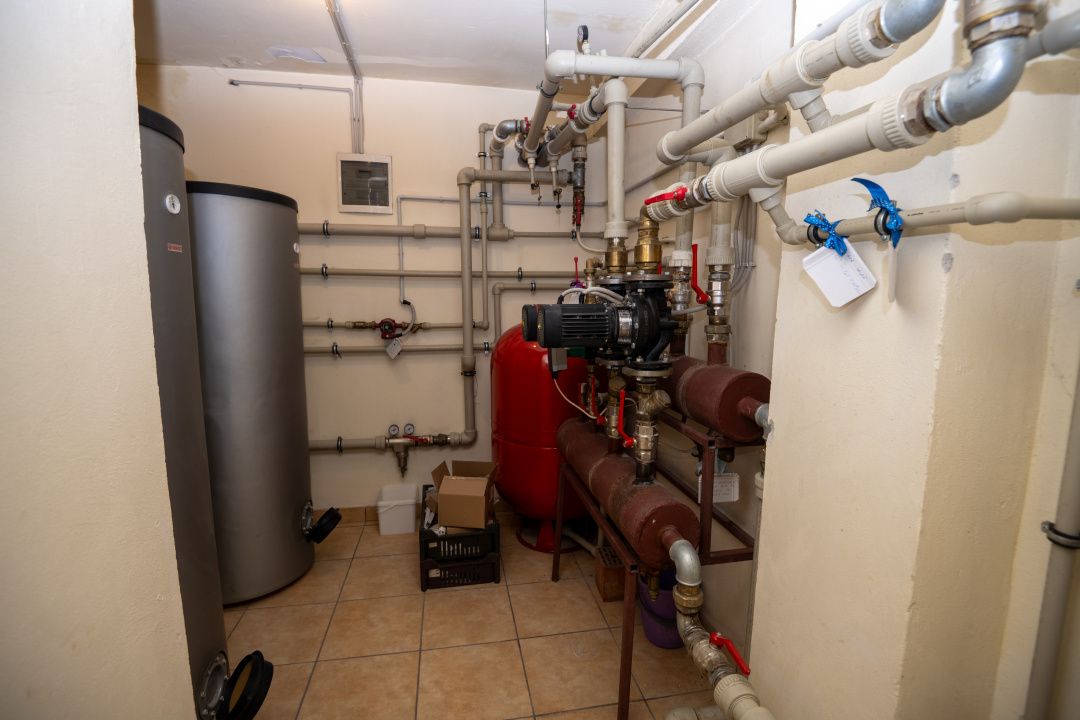 Hotel Miky Arad de vanzare | Investitie cu utilizari multiple | 42 camere cazare – fotografia 50 din 66