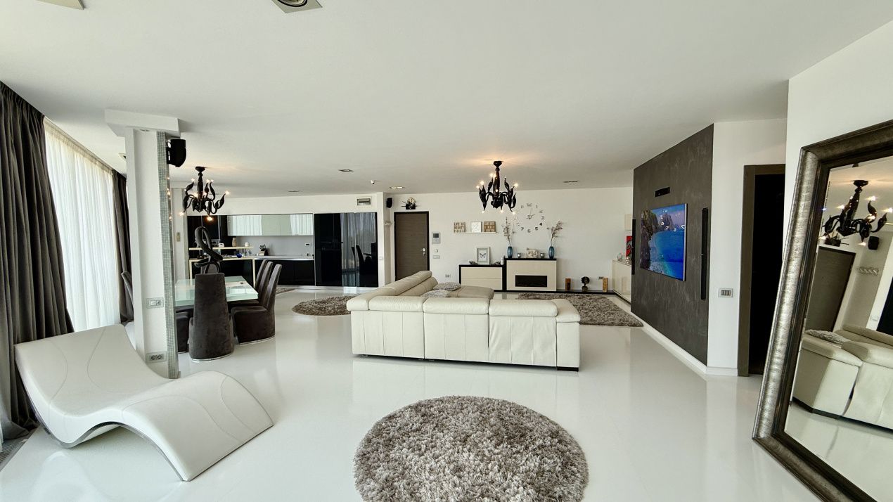 Penthouse UNIC 204 mp totali in Tomis Nord Constanta mobilat si utilat – fotografia 6 din 38